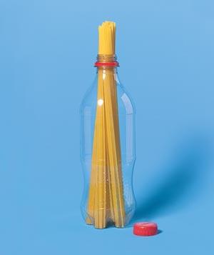 Measure Pasta with Soda Bottle