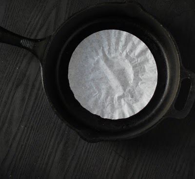 Keep a Coffee Filter in your pan to prevent rust