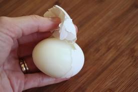 Peel and egg easier