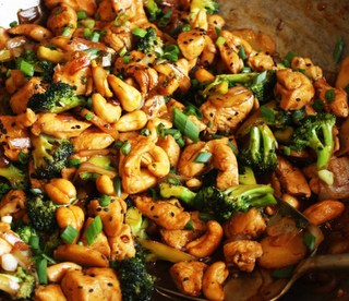 Awesome Cashew Chicken